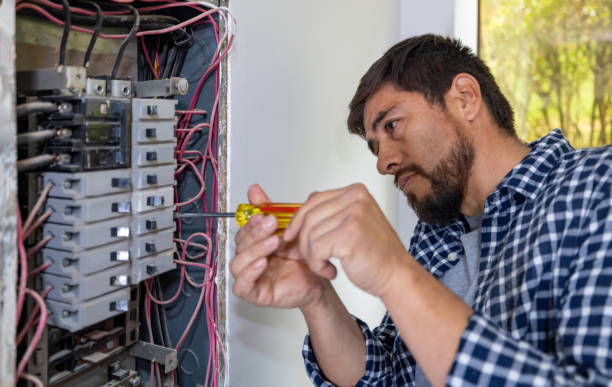 Best Local Electrician Companies  in Yorktown, TX